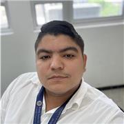 Se dictan clases de derecho